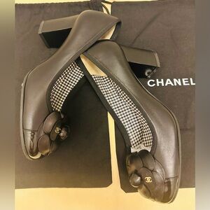 ✨sold❗️Authentic Chanel Shoes ✨